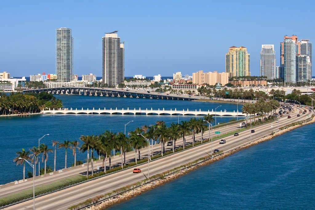 Image of the subsiding section of the MacArthur Causeway